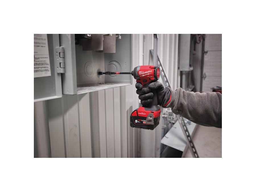 MILWAUKEE Avvitatore ad impulsi 1/4 esagonale con ONE-KEY M18 ONEID3-502X