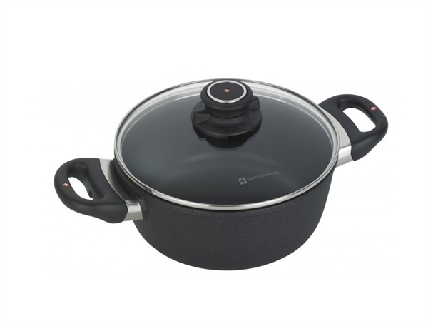 Casseruola 2 manici con coperchio diametro 20 cm, swiss diamond