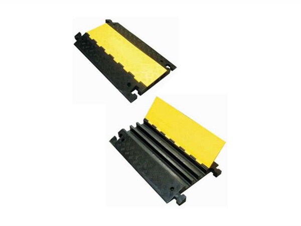 SISAS SPA PASSACAVI 90X60 H.7CM COP.PVC GOMMA