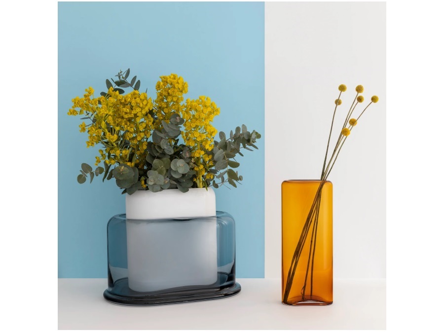 NUDE GLASS Layers, vaso medio in vetro blu 28 cm