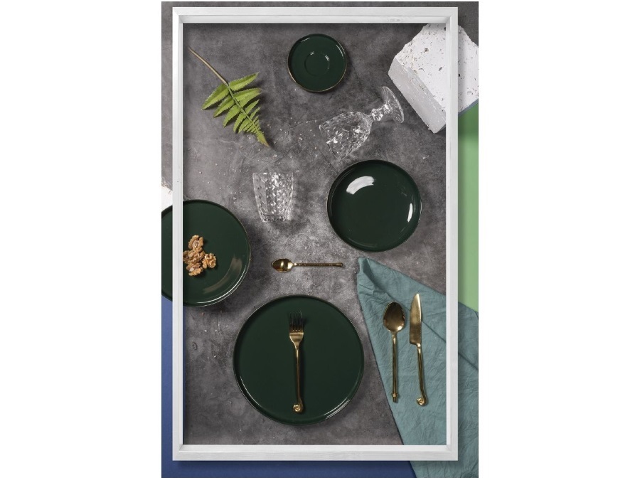 VILLA D'ESTE HOME TIVOLI Luxury green, Servizio piatti 12 pezzi in porcellana bordo oro, 4 posti tavola