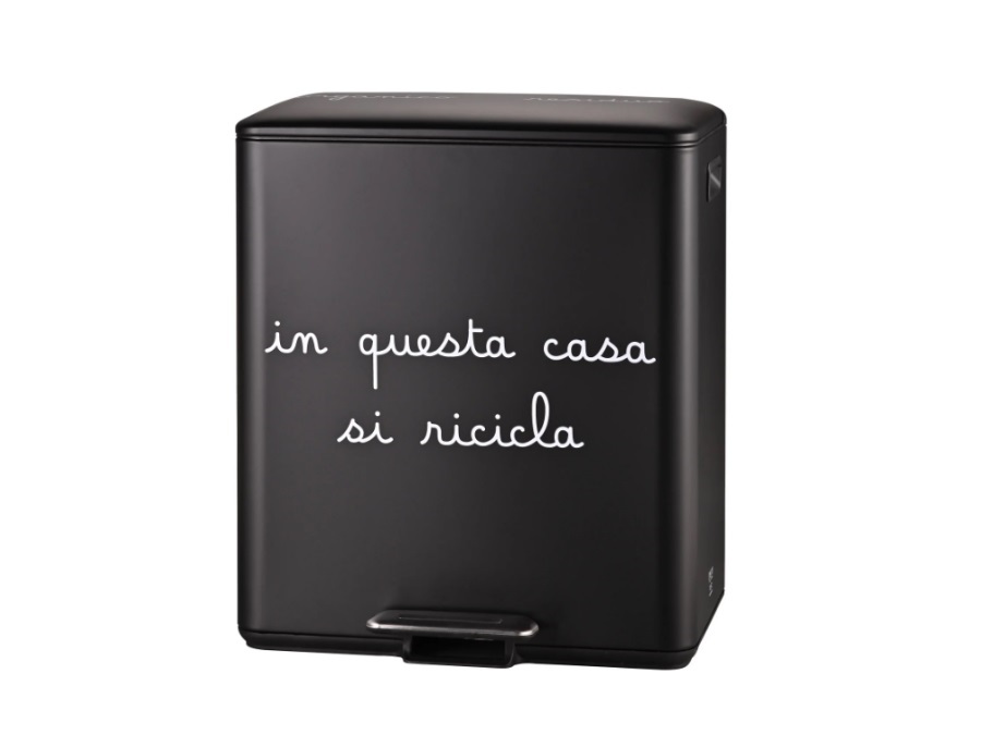 SIMPLE DAY LIVING & LIFESTYLE Pattumiera In questa casa si ricicla nera 15+25 lt