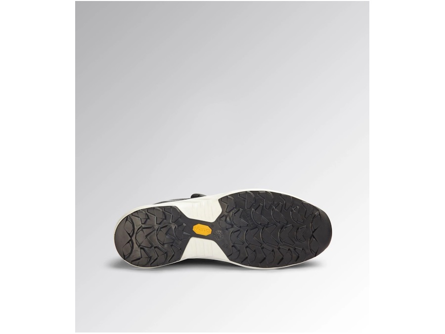 DIADORA Scarpa FLY LITEBASE MATRYX BOA LOW - Nero/Bianco