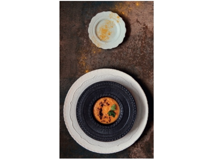 LE COQ SKALISTOS Pasta bowl nero con decoro in rilievo Ø cm 23 h cm 4