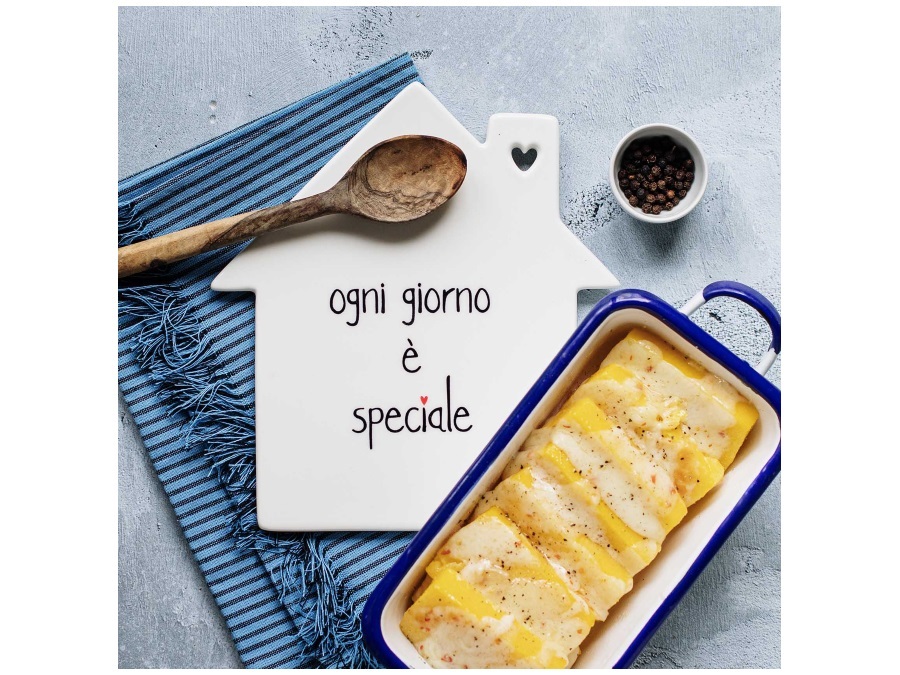 SIMPLE DAY LIVING & LIFESTYLE Sottopentola casa Ogni giorno è speciale