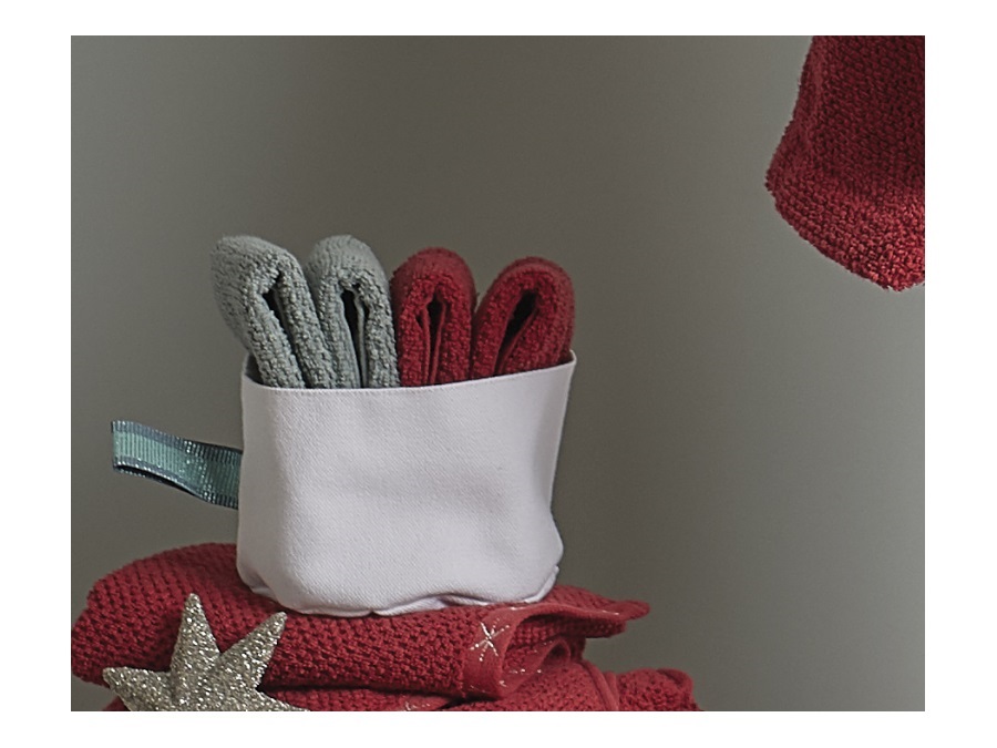MAISON SUCREE Stella di natale, Cestino con 4 lavette